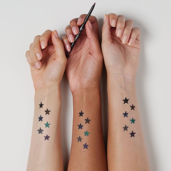 **AVON* True Color Glimmer Cream Eye Liner - Picture 2 of 3